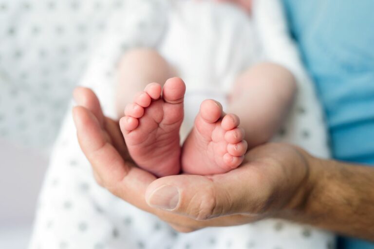 surrogacy newborn baby
